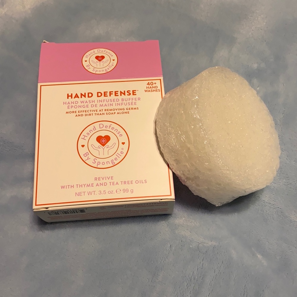 NWOT Hand Defense